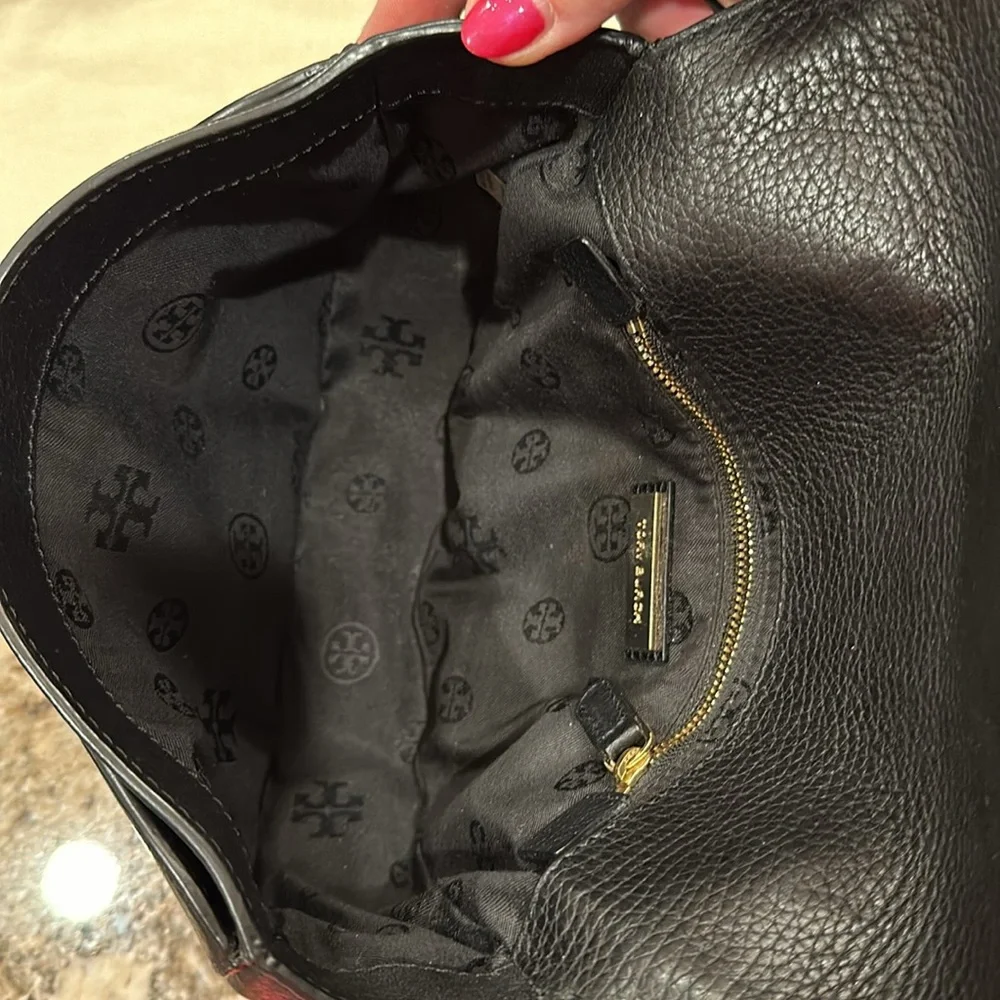 Tory Burch crossbody purse - Picture 4 of 6